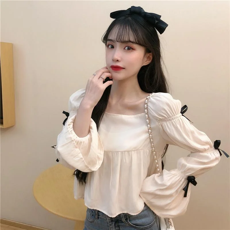 Women's Lovely Bowknot Square Collar Puff Sleeved Shirts