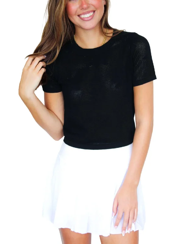 Floral Stitch Cropped Tee In Black