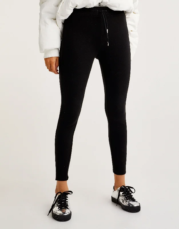 Basic jogging trousers